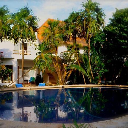 Hotel Que Onda Акумаль Экстерьер фото